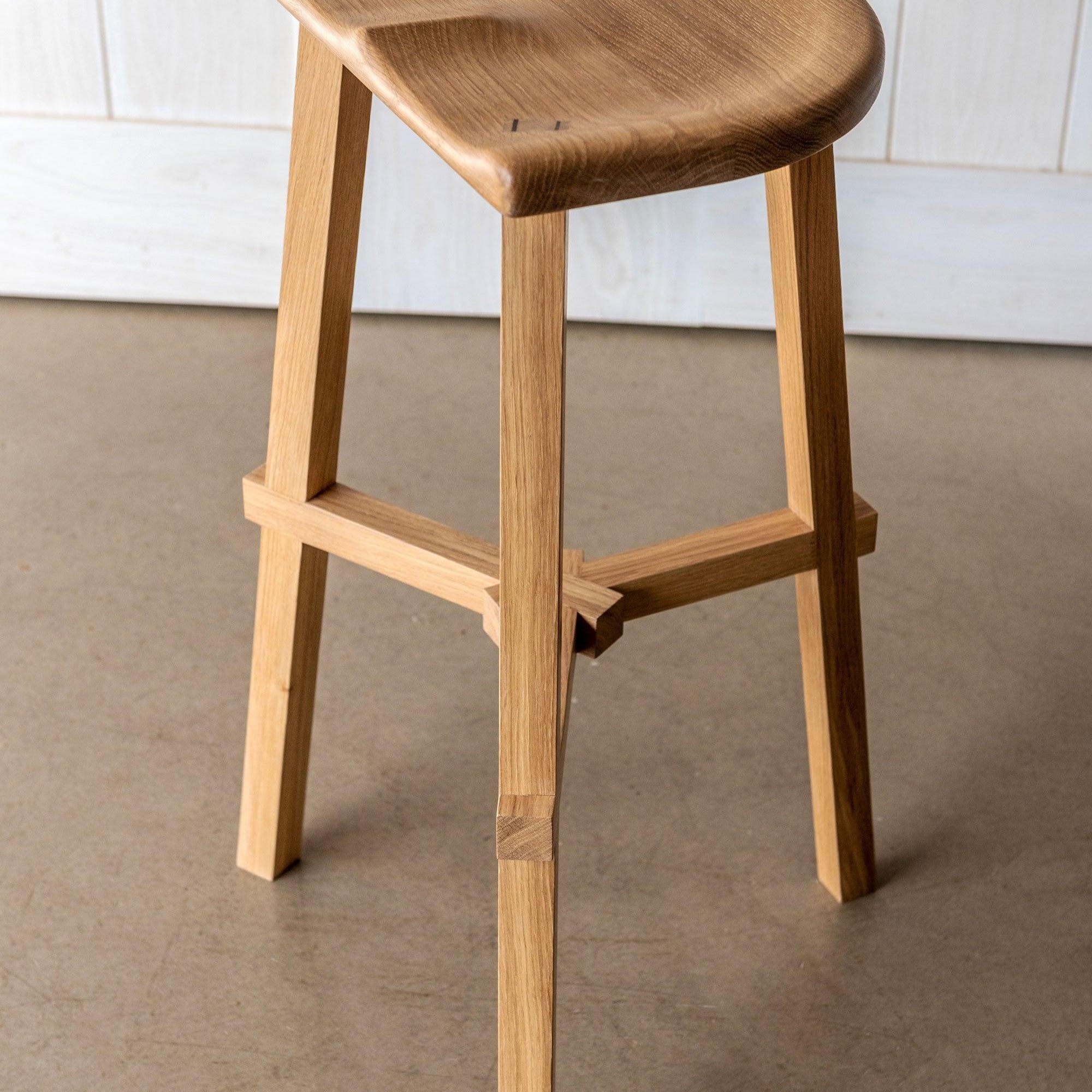Conti Tall Bar Stool 80cm - Martelo and Mo