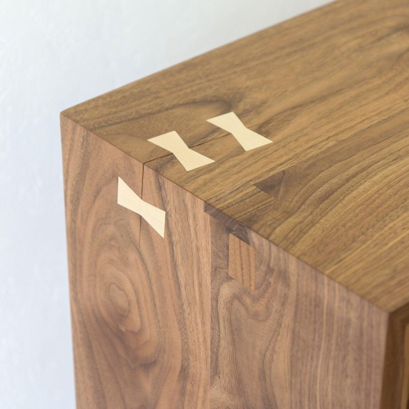 Madeira Wooden Bookcase - Martelo and Mo