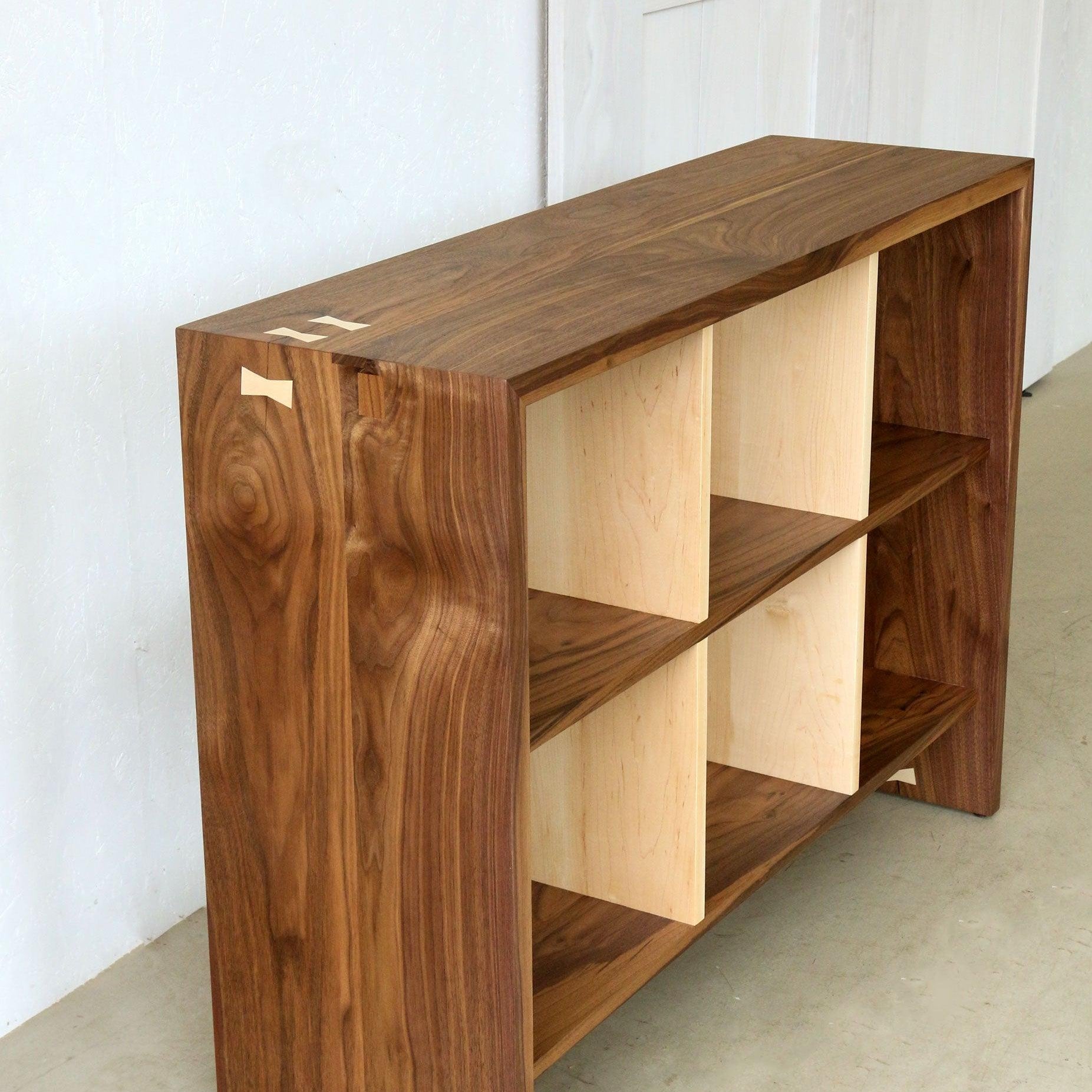 Madeira Wooden Bookcase - Martelo and Mo