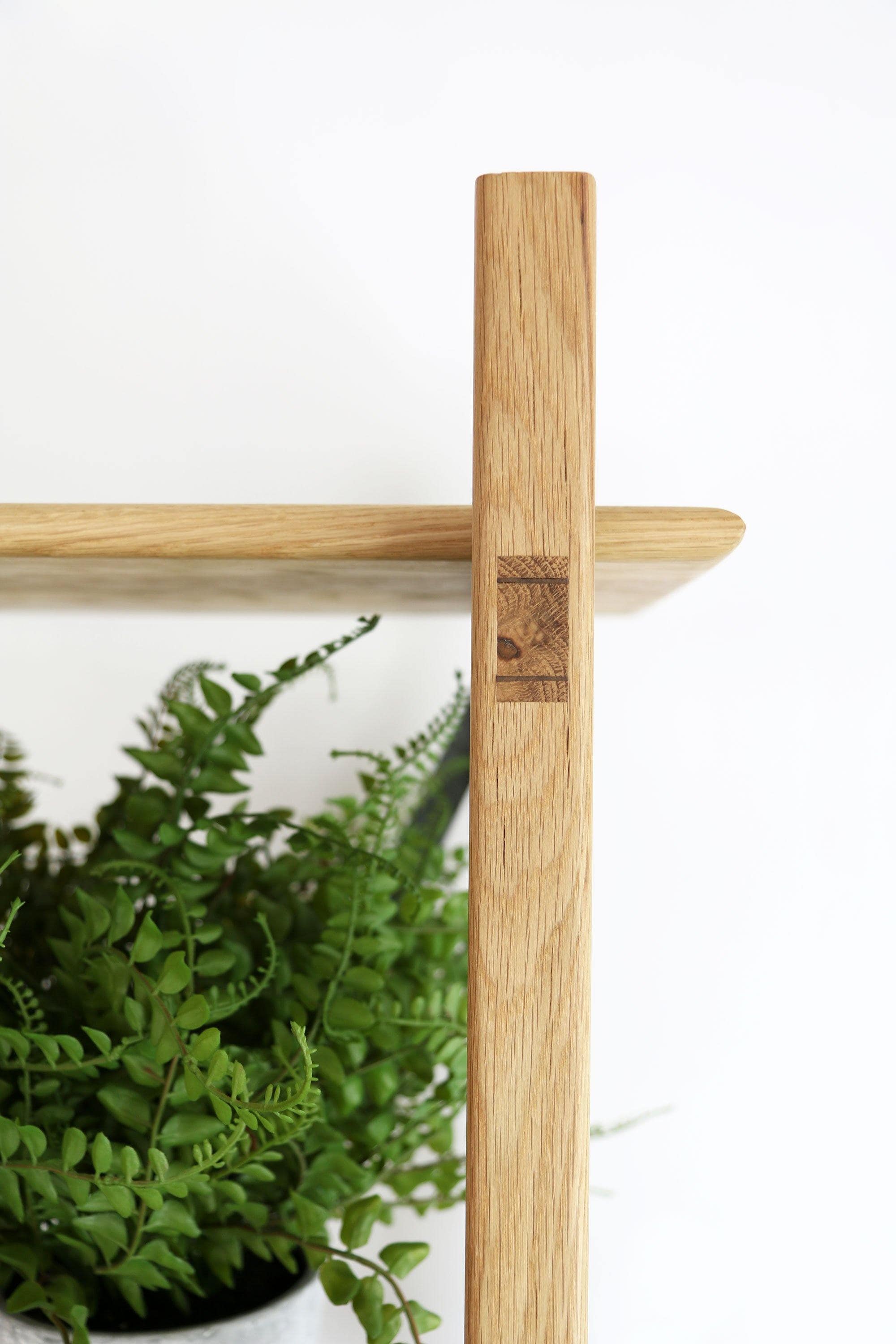 Serra Bookcase in Oak - Martelo and Mo