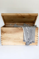 Luis Ottoman Blanket Box - Martelo and Mo