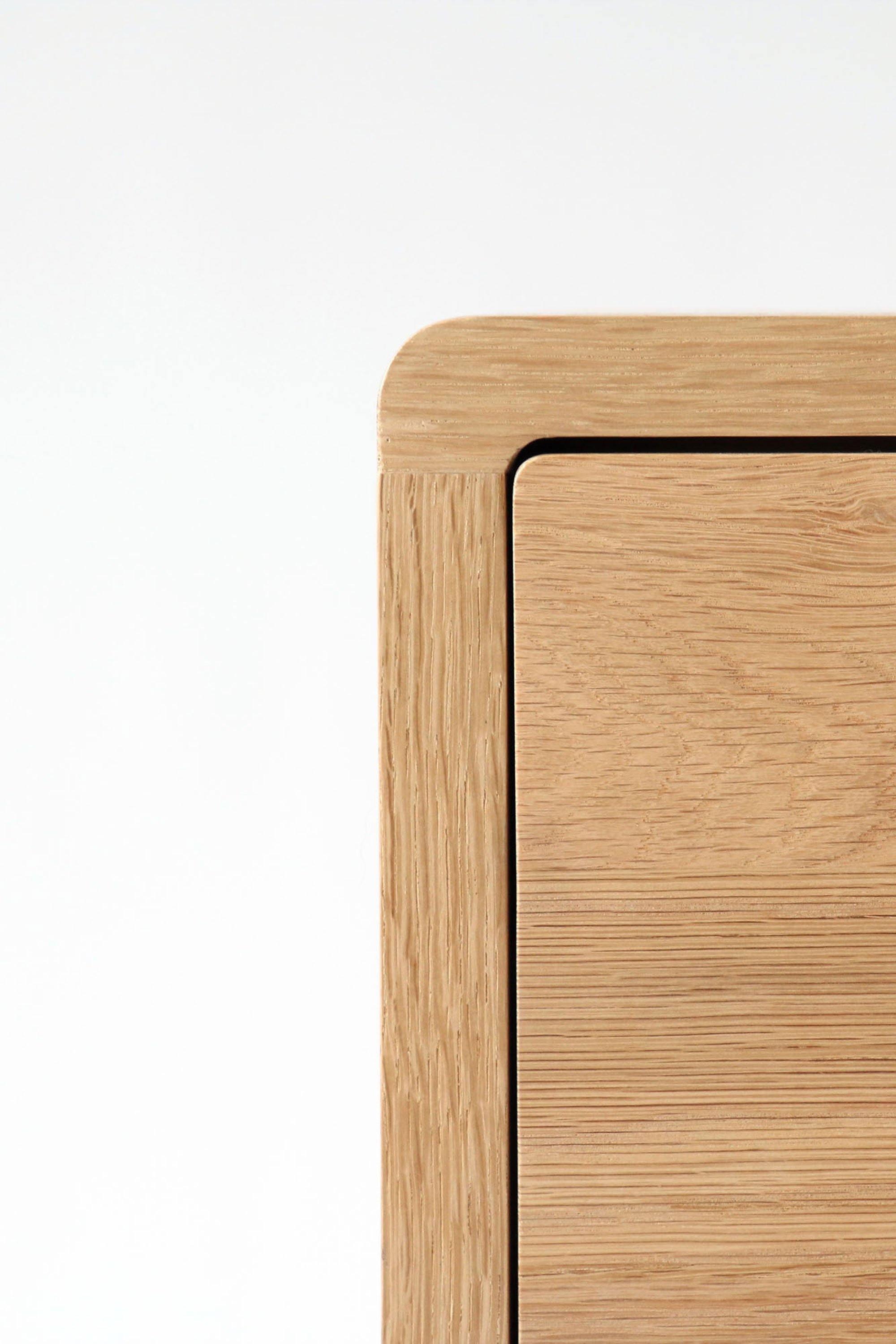 Simone Wooden Cabinet - Martelo and Mo